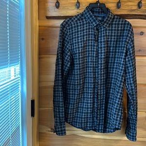 Men’s small Ike gray and black checked button down.